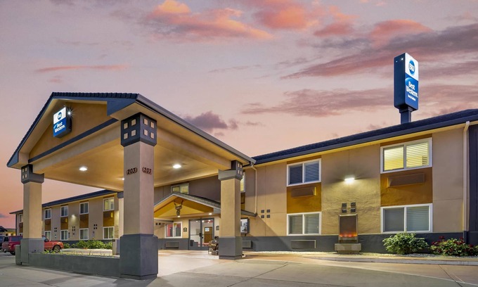 Red Bluff Hotel | Best Western Antelope Inn & Suites