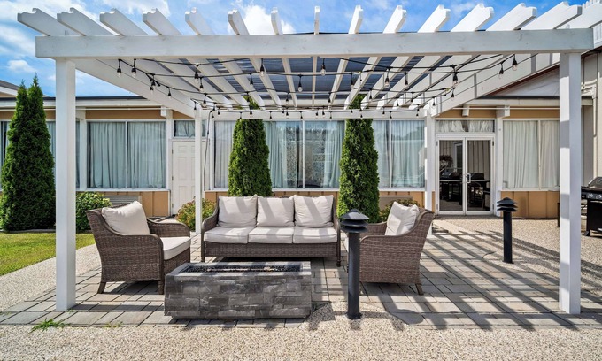 South Portland Hotel | Best Western Merry Manor Inn