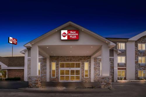 Flint Hotel | Best Western Plus Flint Airport Inn & Suites
