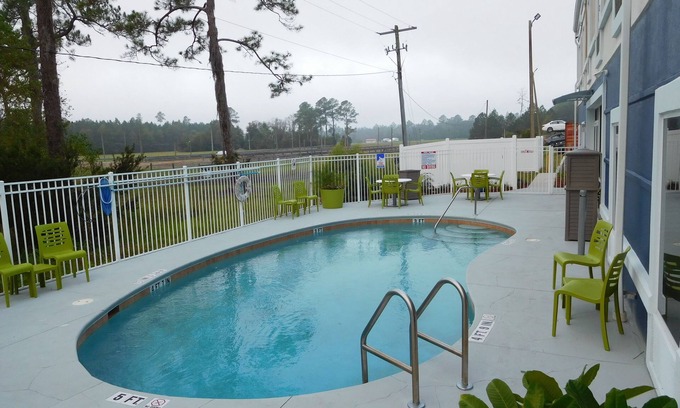 Waldo Hotel | Best Western Waldo Inn and Suites