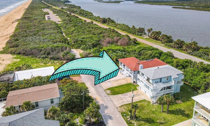 Bethune Beach Haus | Bethune Beach Beauty / River & Ocean Views / Easy Access to Beach / Pet Friendly