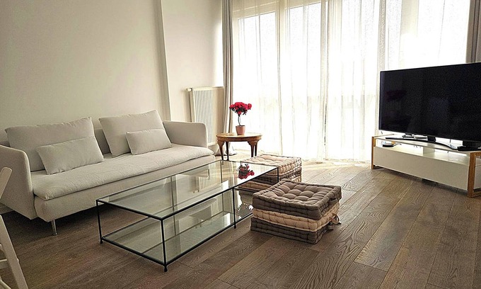 Neuilly-sur-Marne Wohnung | Apartment between Disneyland Paris and Galerie Lafayette