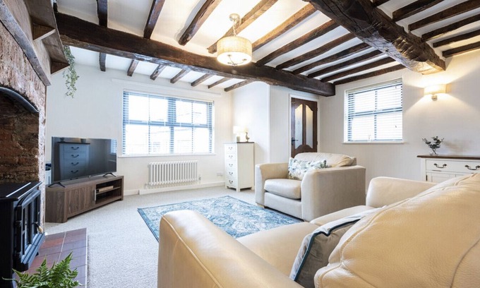 Ollerton Haus | Bieldside Cottage Ollerton