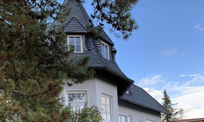 Ober-Morlen Haus | Big en-suite room in a stylish country house, close to highway and Bad Nauheim