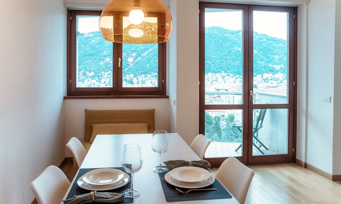 Como Wohnung | Bird's Eye View