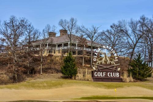 Lake Ozark Haus | Birdie's Bliss 2BR Condo Sleeps 6