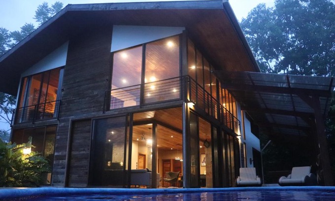 Puerto Jimenez Haus | Birding Corcovado Eco Lodge