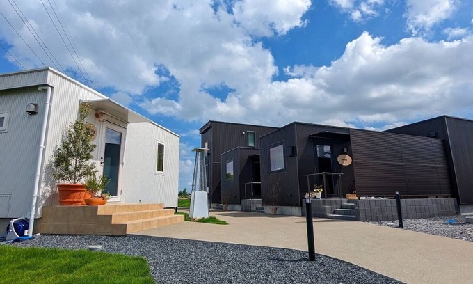 Shimotsuma Haus | BITOKENKOUNOMACHI COSMIC TOWN