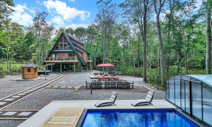 Jim Thorpe Skihütte | Bliss A-Frame, Heated Pool AxeThrow Sundeck Sauna HotTub FirePit