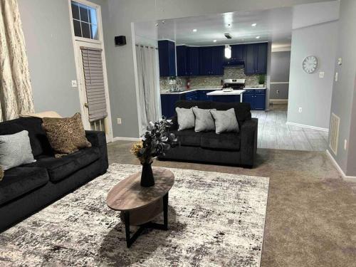 Largo Haus | Blissful Abode near Washington DC