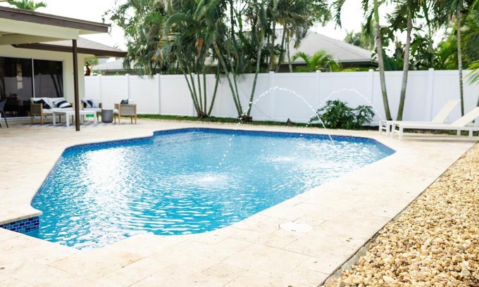 Boynton Beach Haus | Blu Sky Villa