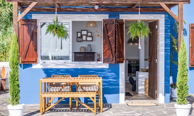 Ponta do Sol Hütte | Blue House - By Wehost