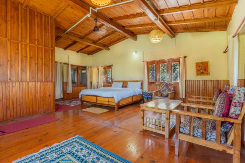 Kaul Haus | Blue Magpie- HImalayan Experience in Local Living