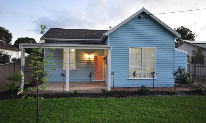 Moyhu Haus | Blue Wren Cottage