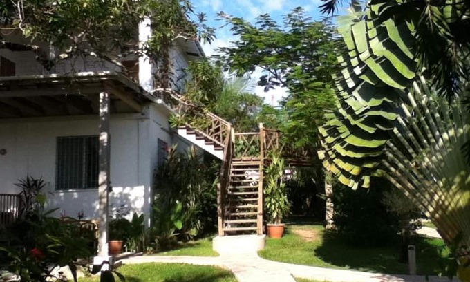 Forest Home Wohnung | BlueBelize B&B