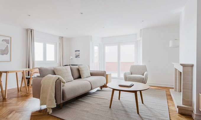 Parede Wohnung | Blueground | Parede 1bd apartment
