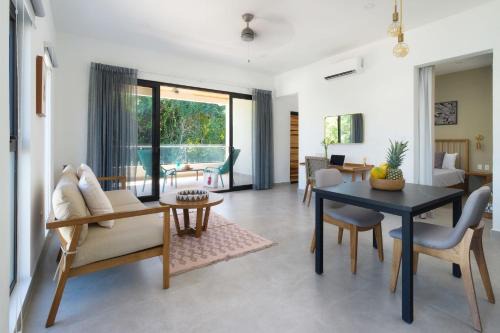 Playa Langosta Wohnung | Bo Jungle - Steps to Tamarindo Beach - Surf Pool 4