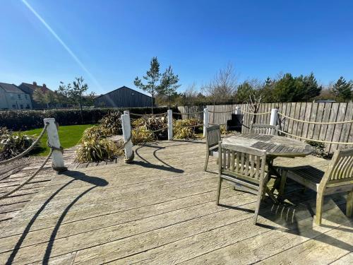 Filey Haus | Boardwalk@TheBay, Filey