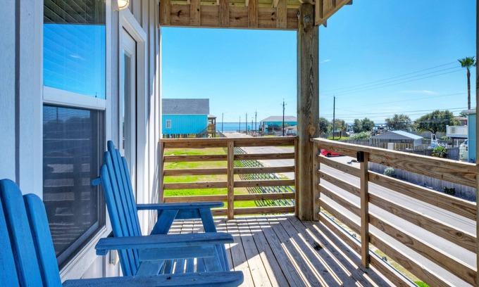 Flour Bluff Haus | Boat Dock & Pool | Private Fishing Village | Roseate Spoonbill by AvantStay