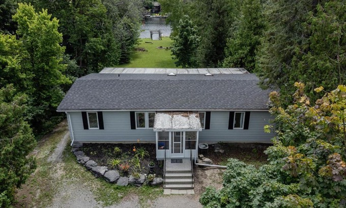 Bobcaygeon Haus | Bobcaygeon waterfront river cottage