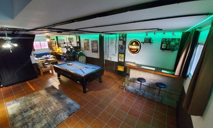 Ambroz Haus | Bonita casa en Granada+PARKING EN EL CENTRO+WIFI