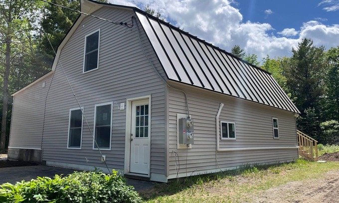 South China Wohnung | Bottom floor apartment in Duplex - long term tenant upstairs