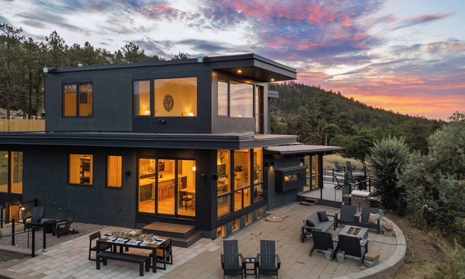 Boulder Haus | Boulder, CO, Luxury Mtn Home with 4 Bedrooms, Wow Views, Cedar Hot Tub, Peaceful