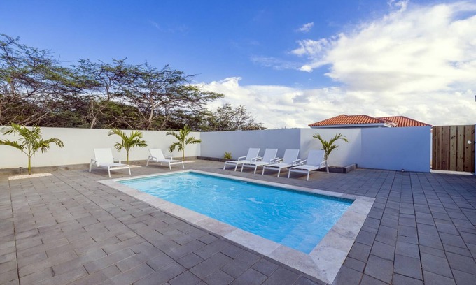 Sero Cadushi Villa | Brand New 3BR 2BA w/ Private Pool Near Palm Beach