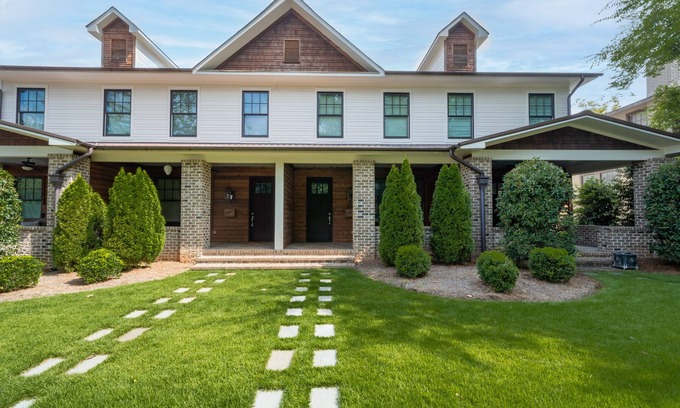 Five Points South Haus | Nagelneu und wunderschön! Gehobenes Birmingham Townhome in fantastischer Lage!