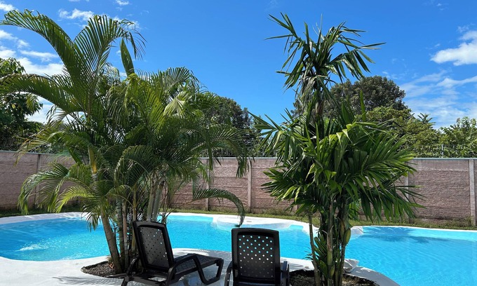 Matapalo Haus | Bravos blue paradise.