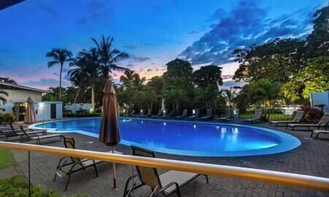 Barrio Los Faroles Wohnung | Breakwater Point 101 - Poolside