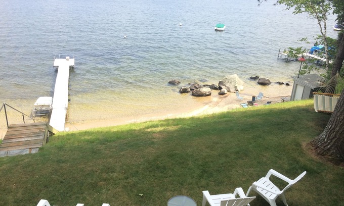 Sebago Haus | Atemberaubende Aussichten, fantastisches Lakehouse am Wasser, 100 'privater Sandstrand!