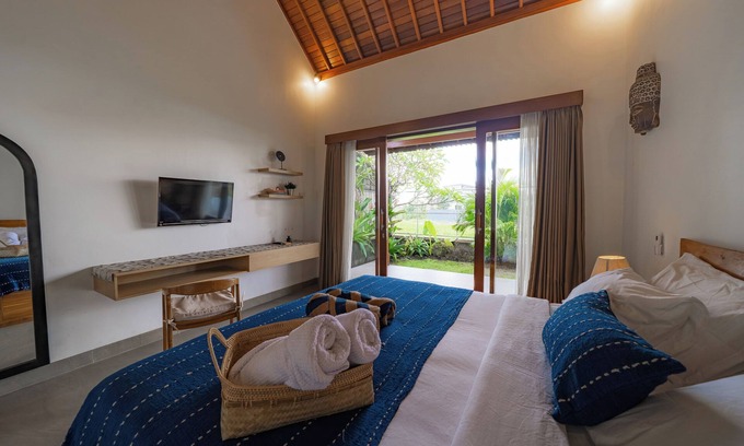 Cemagi Villa | Breezy and quiet 2BR villa with private pool and rice fields view near Canggu
