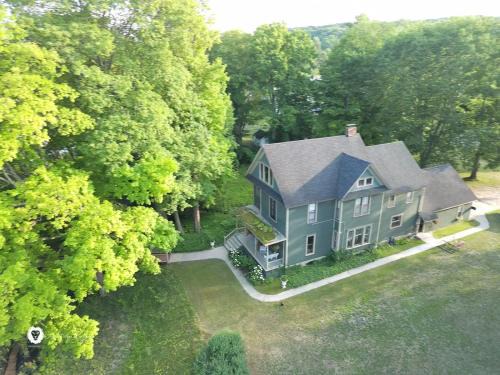 Central Lake Haus | Bridgewalk Estate a Wanderlust Abodes property