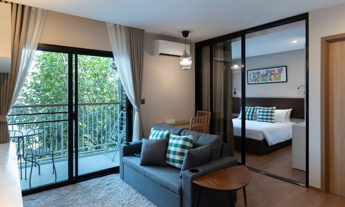 Ban Saiyuan Wohnung | Bright 1BR X413 Desk & Pool View