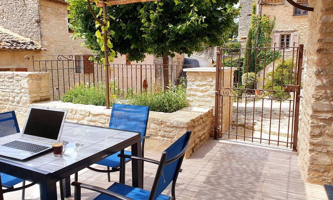 Goult Haus | Bright and functional village house in the Luberon, in Goult