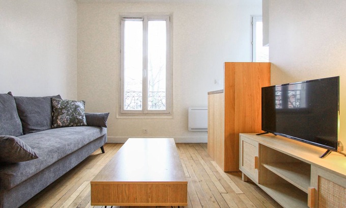Ivry-port Wohnung | Bright Apt with Wi-Fi near Ivry Cinema