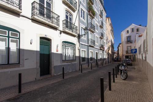 Misericordia Wohnung | Bright Santa Catarina by Homing