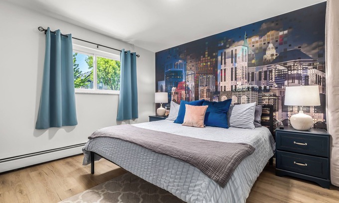 Mount Clemens Wohnung | Bright & Spacious 2 Bedroom | Quiet | Safe | Clean