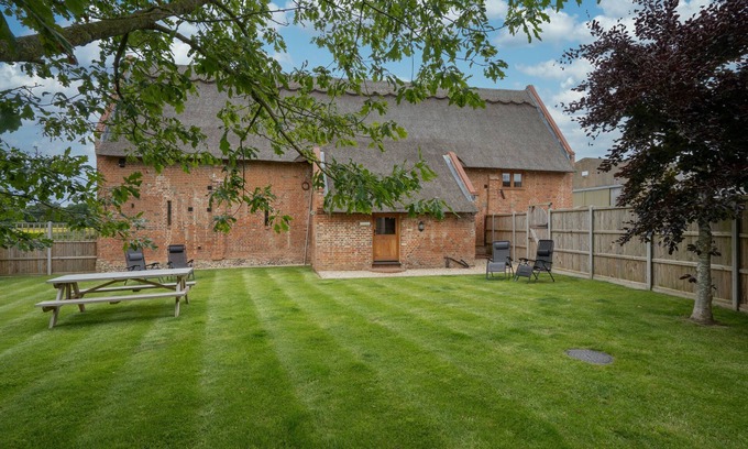 Irstead Wohnung | Bristow's Barn | East Ruston Cottages. East Ruston, Norfolk