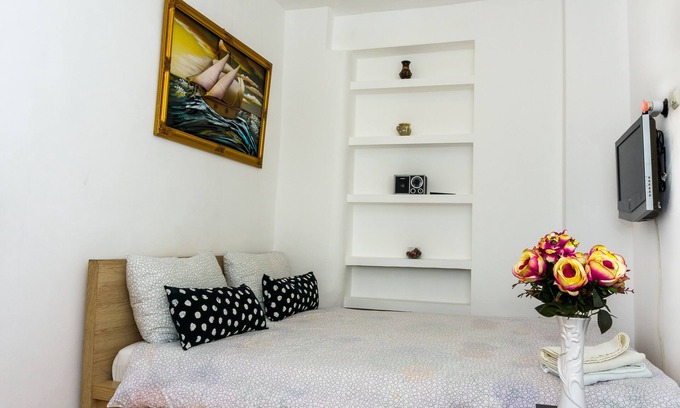 Bucharest City-Centre Haus | BUKAREST CENTER - PRIVATE ROOM # 4 KOSTENLOSES WiFi