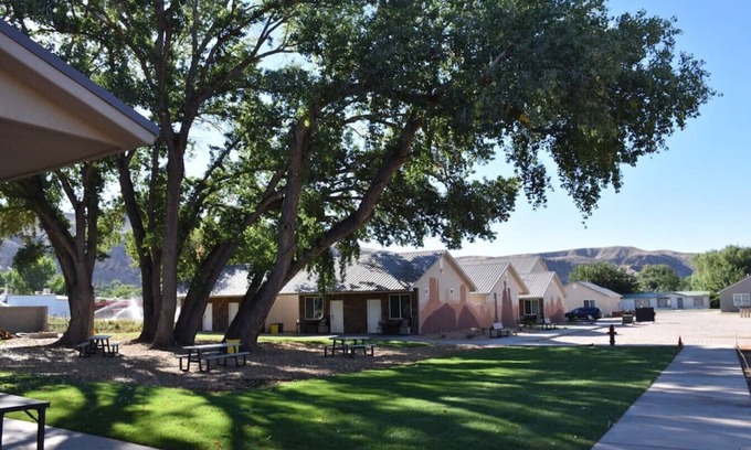 La Verkin Kabine | Bunkhouse 7A With Shady Trees