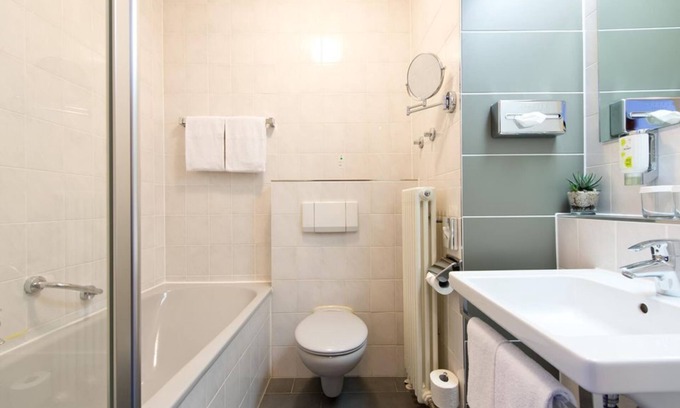 Neustadt an der Weinstrasse Haus | Business Einzelzimmer - ACHAT Hotel Neustadt an der Weinstraße