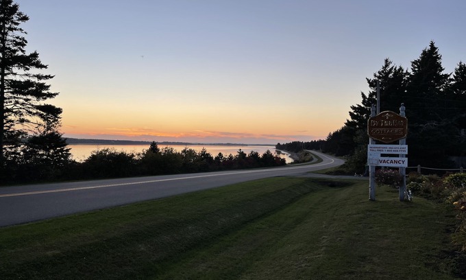 Stanhope Hütte | By The Bay Cottages