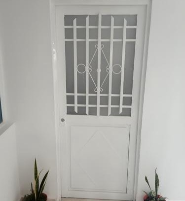 Chiquinquira Wohnung | C Apartaestudio central amoblado con cocina y baño