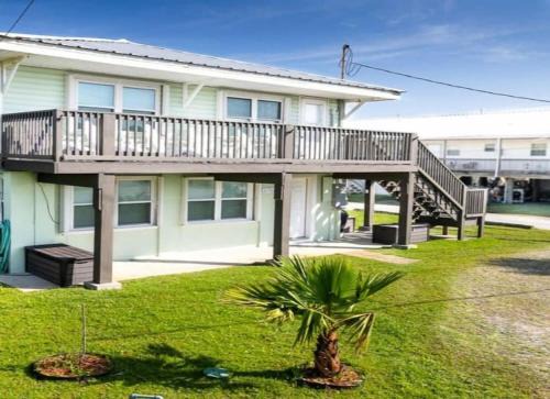 Grand Isle Haus | C'est Bon Across from UTV Entry Point! Sleeps 13!