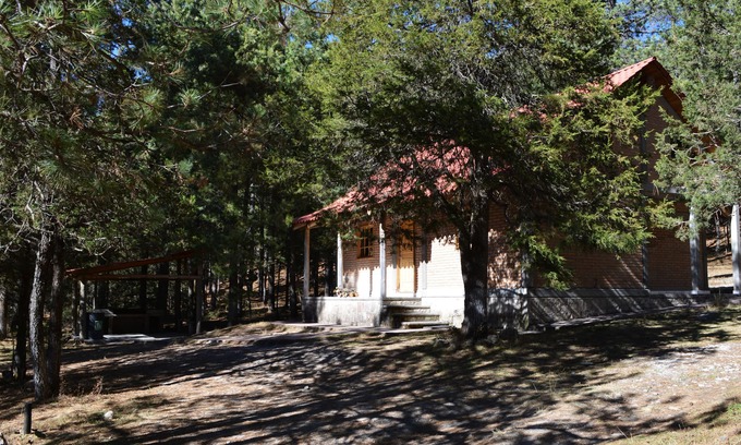 Pueblo Nuevo Kabine | Cabaña Familiar en el Bosque Parque La Pirámide
