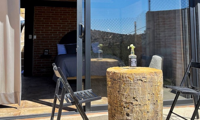 Apan Kabine | Cabaña Ojo de Agua, Apan Hidalgo, Ideal to enjoy as a couple "Cabaña Sabino"