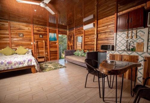 Tamarindo Haus | Cabañas Los Jobos