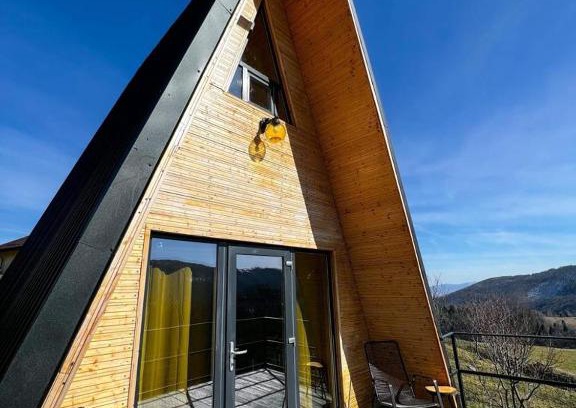 Baisoara Kabine | Cabana A-Frame Refugiu Montan